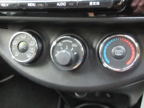 Toyota Yaris (Vitz)