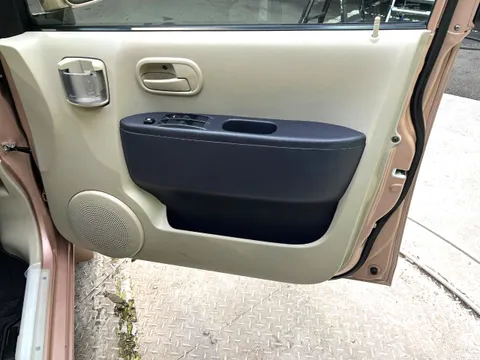 Nissan Otti