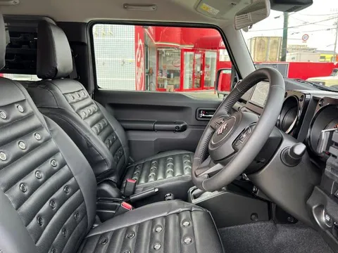 Suzuki Jimny Sierra