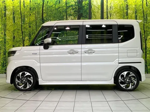Suzuki Spacia Custom
