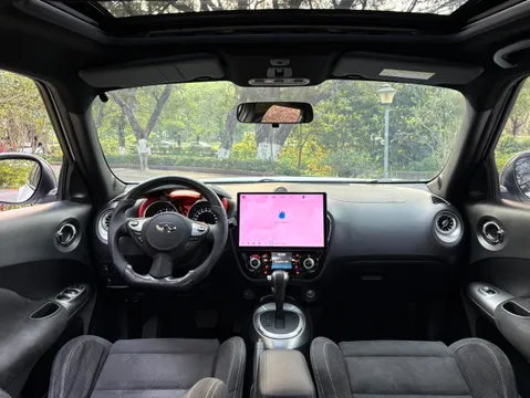 Infiniti ESQ