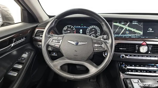 Genesis G90 (EQ900)