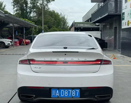 Lincoln MKZ