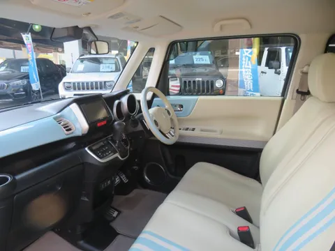 Honda N-BOX Slash