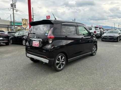 Mitsubishi eK X