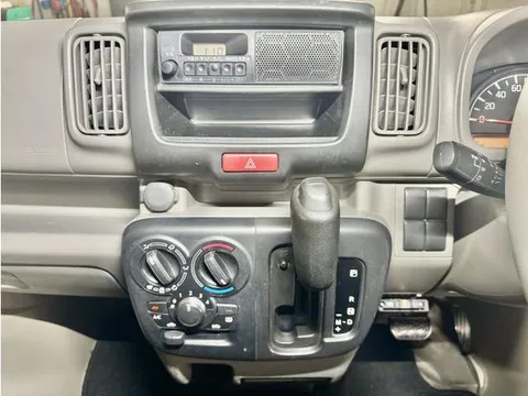 Nissan Clipper
