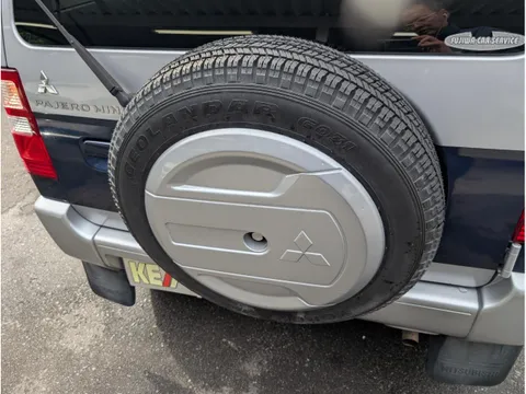 Mitsubishi Pajero Mini