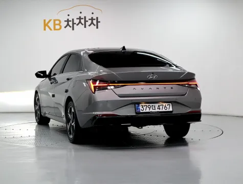 Hyundai Elantra (Avante)