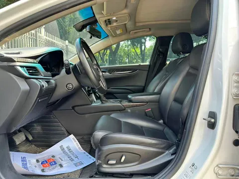 Cadillac XTS