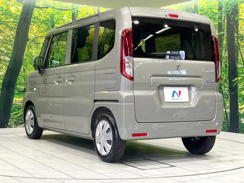 Suzuki Spacia