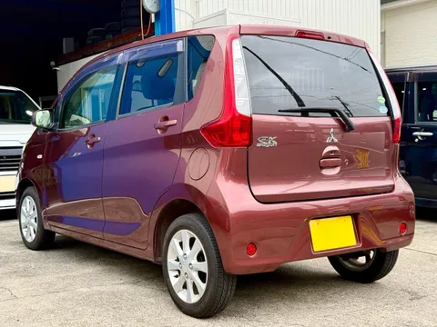 Mitsubishi eK Wagon