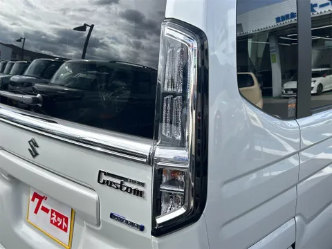 Suzuki Spacia Custom