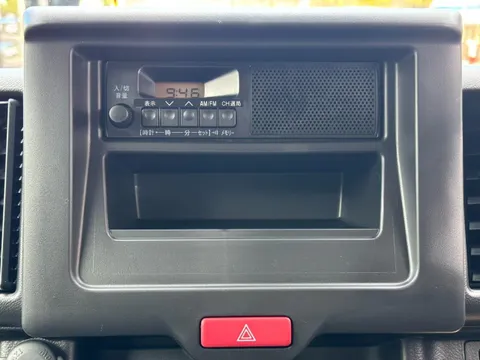 Mitsubishi Minicab Van