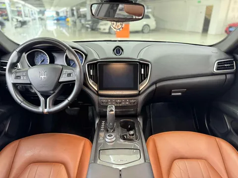 Maserati Ghibli