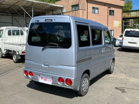 Mitsubishi Minicab Van