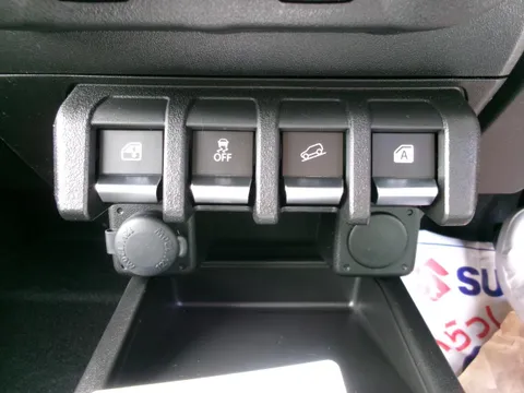 Suzuki Jimny Sierra