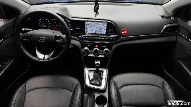 Hyundai Elantra (Avante)