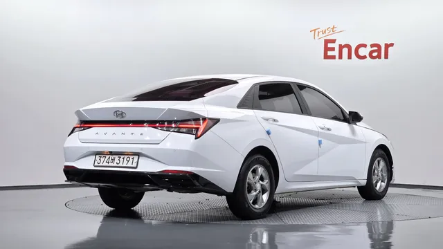 Hyundai Elantra (Avante)