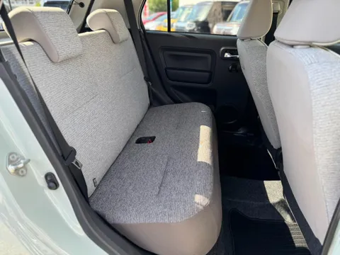 Daihatsu Mira Tocot