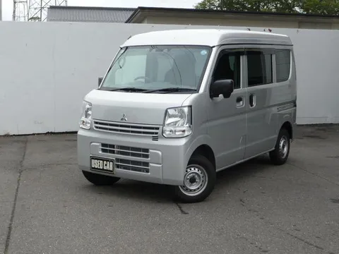 Mitsubishi Minicab Van