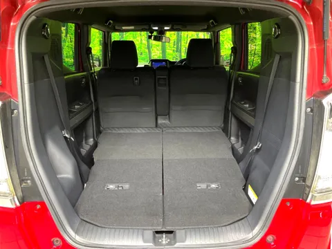 Honda N-BOX Slash