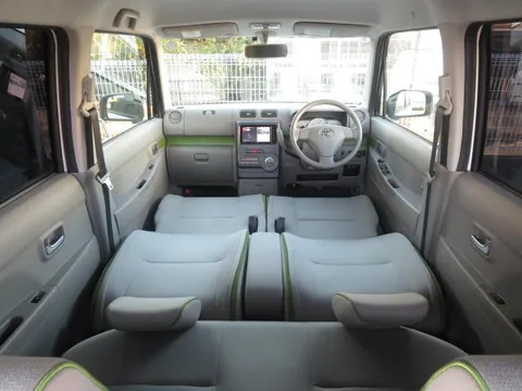 Toyota Pixis Space