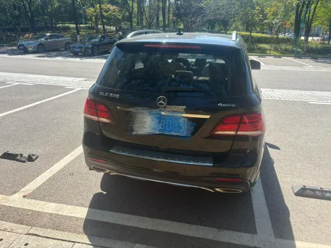 Mercedes-Benz GLE-Class
