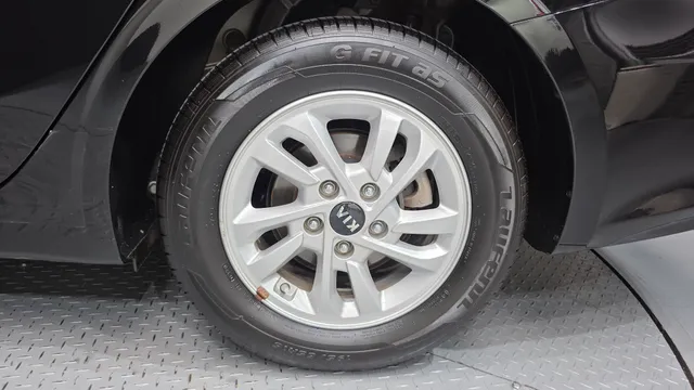 Kia Cerato (K3)