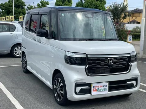 Honda N-BOX Custom