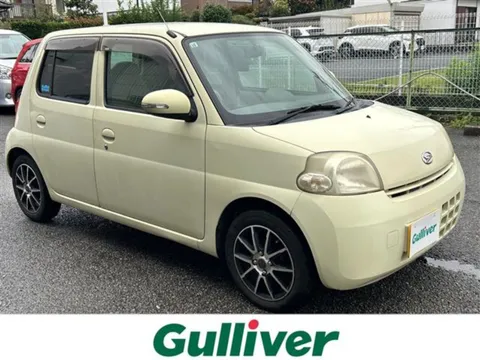 Daihatsu Esse