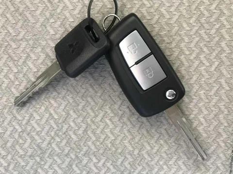 Mitsubishi eK Space