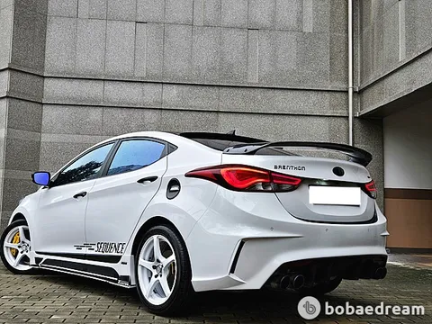 Hyundai Elantra (Avante)
