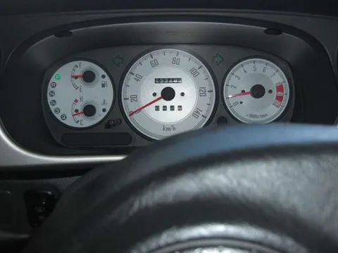 Daihatsu Mira Gino