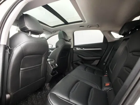 Geely Preface (Xingrui)