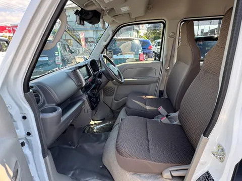 Nissan Clipper
