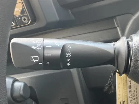 Toyota Pixis Mega