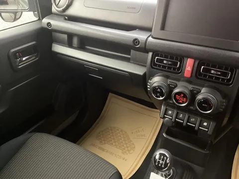 Suzuki Jimny Nomade