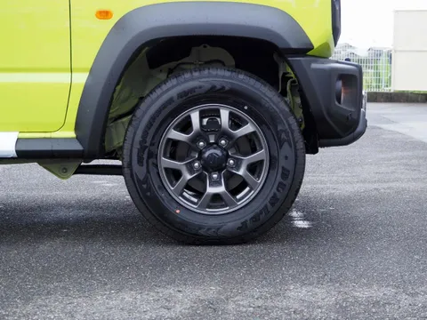 Suzuki Jimny Sierra