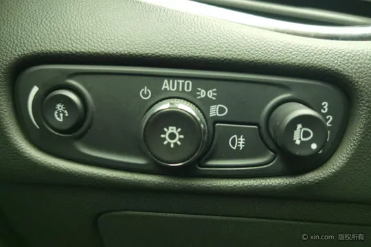 Chevrolet Malibu XL