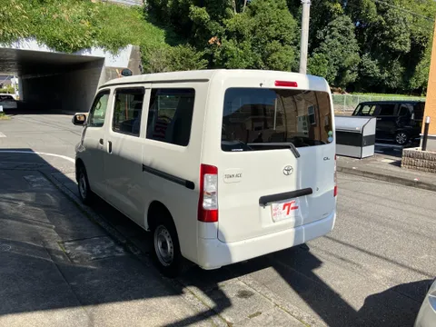 Toyota TownAce Van