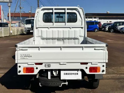 Nissan Clipper Truck
