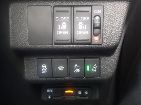 Honda Freed Plus