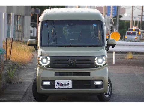 Honda N-VAN Plus Style