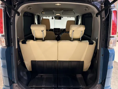 Suzuki Spacia Gear