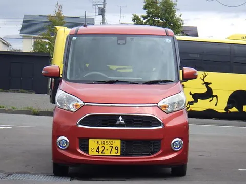 Mitsubishi eK Space
