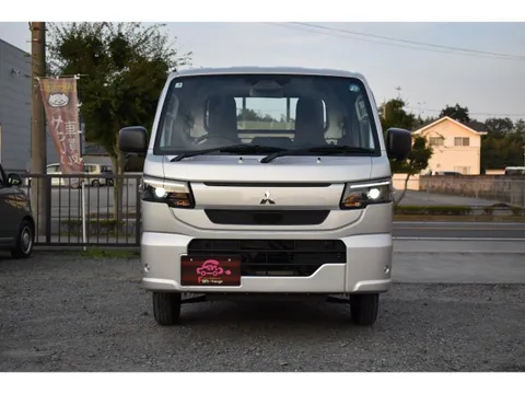 Mitsubishi Minicab Truck