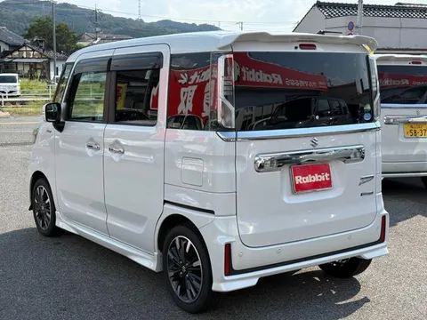 Suzuki Spacia Custom