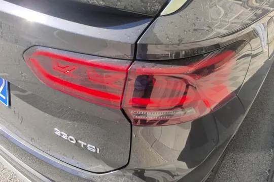 Volkswagen Tayron X