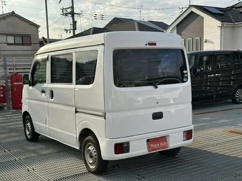 Nissan Clipper