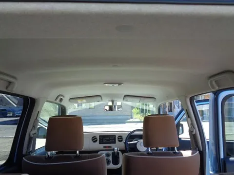 Daihatsu Mira Cocoa